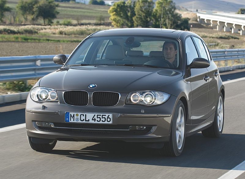 Bmw 130i 5 puertas #4
