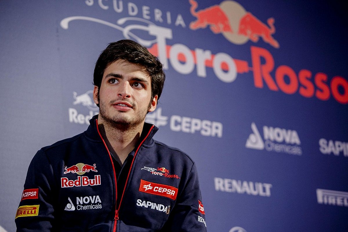 balkon Op otte I want to fight for F1 title with Red Bull – Carlos Sainz -  EssentiallySports