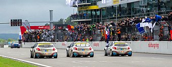 El nuevo Peugeot 208 GTi triunfa en N�rburgring.