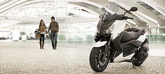 Yamaha fortalece el scooter X-Max con un motor de 400 c.c.