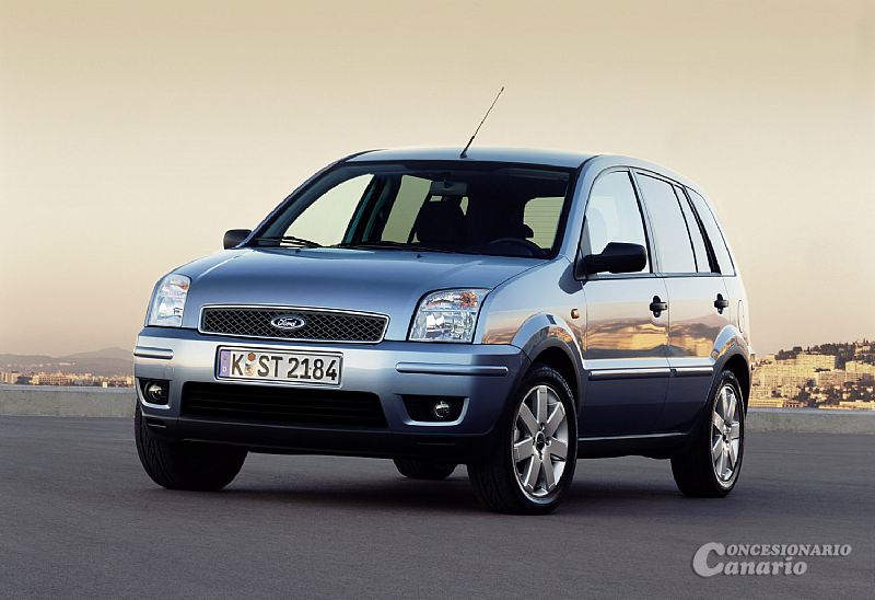 Ford fusion 2001 precio