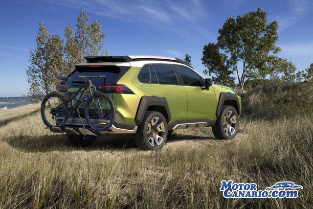 Desenfadado concepto de Toyota presentado en Los Ángeles.