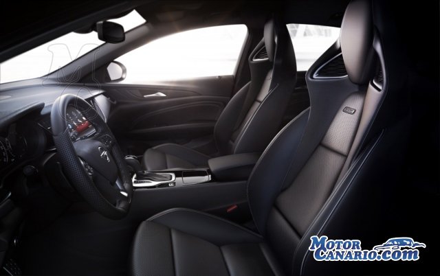 Opel Insignia GSi, disponible para pedidos en España desde 45.500 euros.