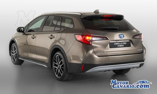 Toyota lanza una variante de estética off-road del Corolla.