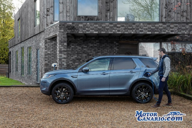 Land Rover lanza las versiones enchufables del Evoque y Discovery Sport.