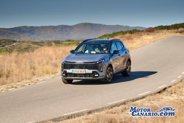 Kia lanza el renovado Sportage: electrizante y versátil.