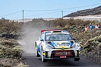 Cruz y Mujica salvan un Rally Isla Bonita complicado y mantienen el liderato del CCRA.