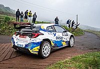 La estrategia de un gran equipo definió la victoria de Enrique Cruz en el Rallye Norte.