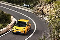 Los canarios vuelven a comprar coches: julio rompe la tendencia.