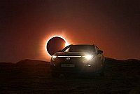 Nissan convierte un eclipse solar en el escenario del estreno del nuevo LEAF