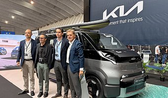 Kia pone el foco en el EV2 y el PV5 en el Salón del Automóvil de Canarias.